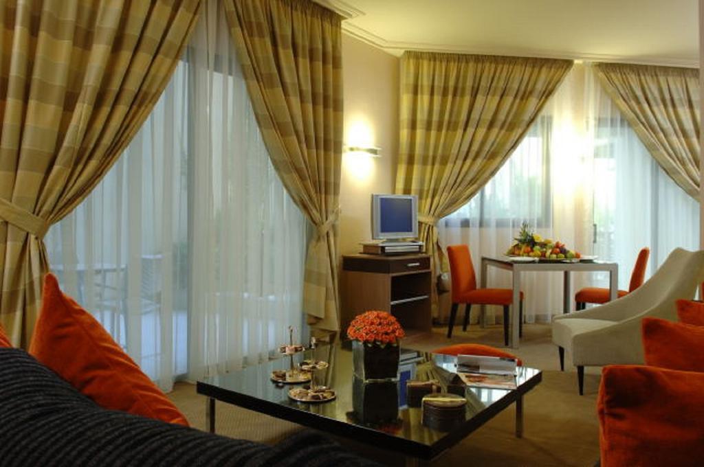 Regency Palace Hotel Joünié Exterior foto